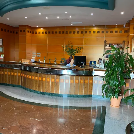 Hotel La Sierra 4*