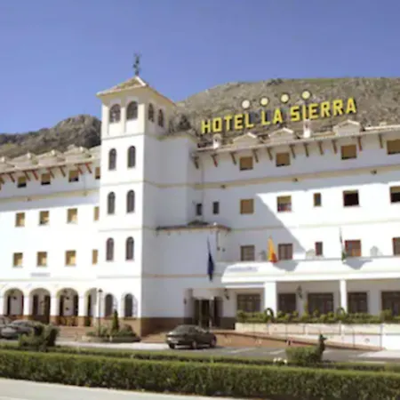 Hotel La Sierra 4*
