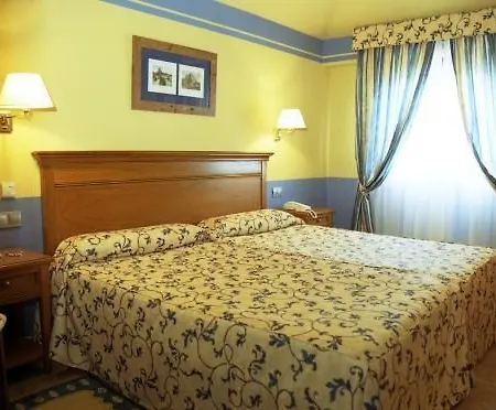 Hotel La Sierra 4*