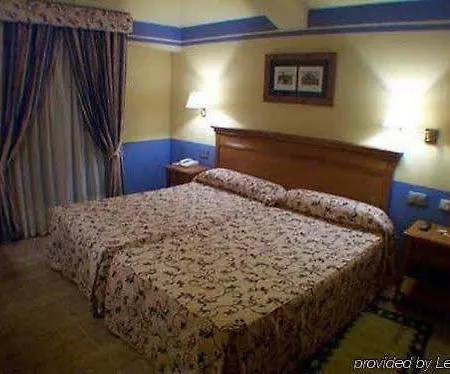 Hotel La Sierra 4*
