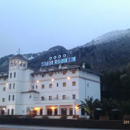 La Sierra 4*