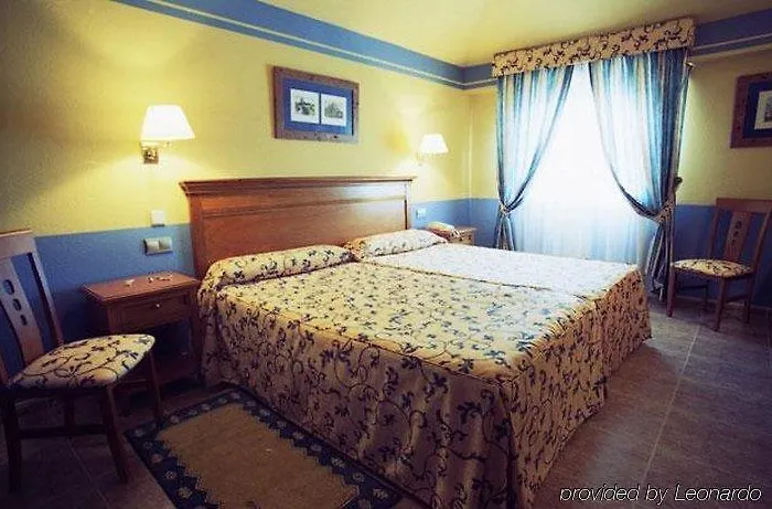 La Sierra Hotel