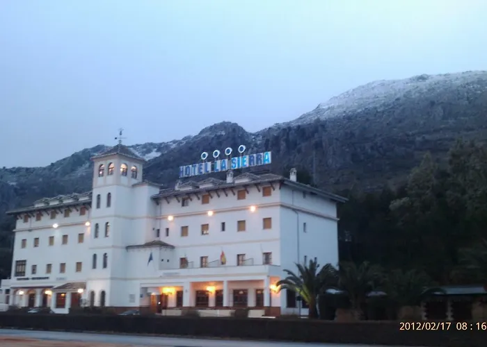 La Sierra 4*